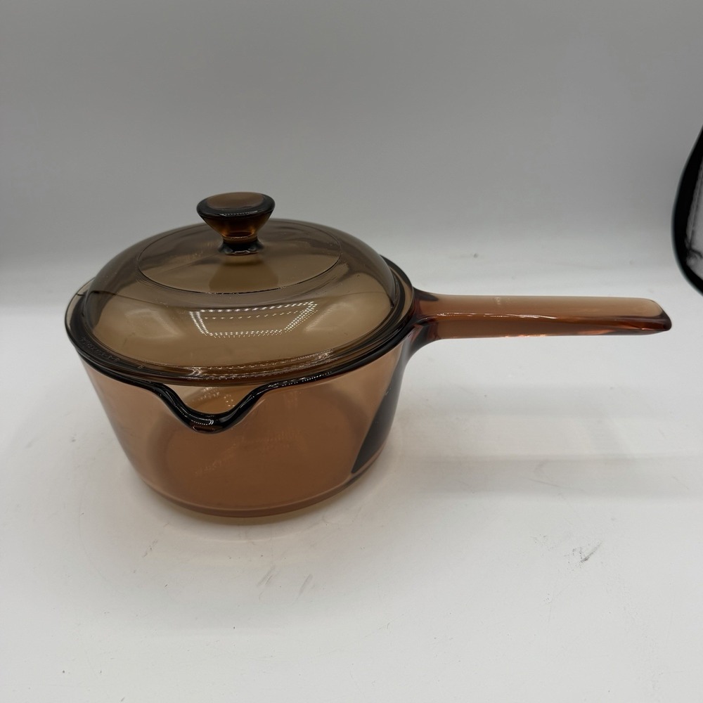 Vintage Vision Corning Ware 1 L Amber Color Sauce Pan Pot w/ Spout Pyrex Lid USA